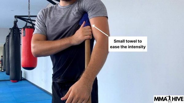 Use a small towel to soften the contact against the Serratus Anterior